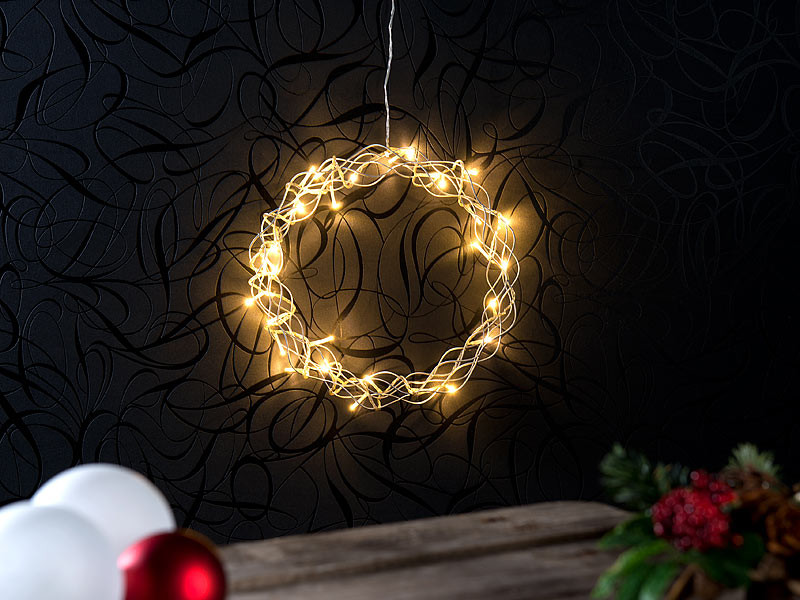 https://content.pearl.fr/media/cache/default/article_ultralarge_high_nocrop/shared/images/articles/N/NX8/couronne-lumineuse-decorative-30-cm-avec-32-led-blanc-chaud-ref_NX8800_1.jpg