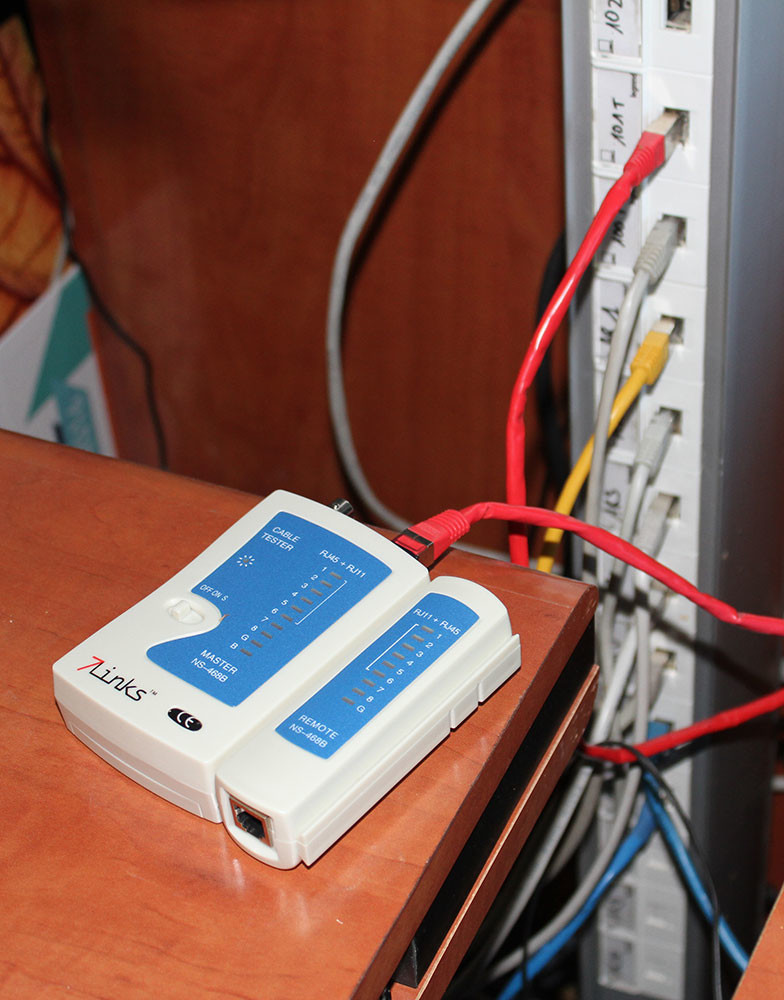 Traqueur de Fil pour Réseau LAN et Lignes Téléphoniques Continuité du Circuit de Test pour Câbles Industrie Maison Testeur de Câbles RockSeed Testeur de Circuit RJ45 RJ11 