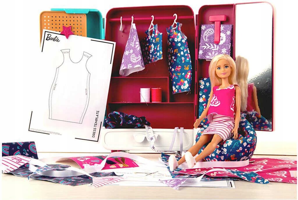 Lot de 26 barbie avec garde robe et vêtements - Barbie | Beebs