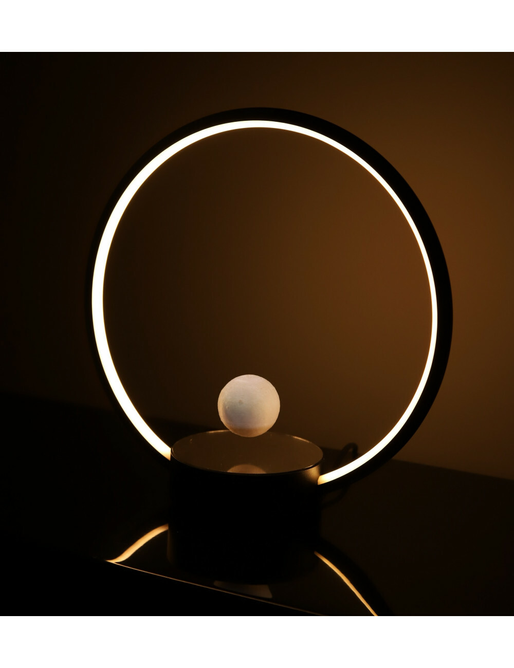 Lampe LED à poser lévitation Design CIRCLO finition bois