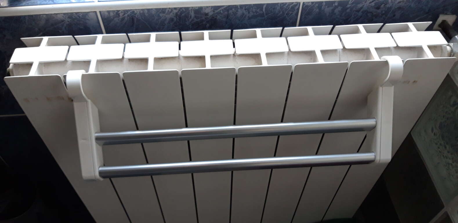 Porte-serviettes Pour Radiateur - 30 Cm, Facile à Installer, Gain De Place Pour Salle De Bain